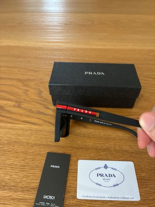 Occhiali da sole Prada neri