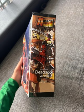 Figura Deadpool Revoltech Edición Limitada