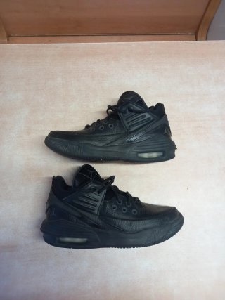 Nike Air Max Aura 5