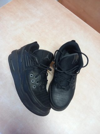 Nike Air Max Aura 5