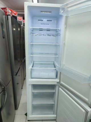 Nevera combi Hisense 200/60cm clase E con garantía