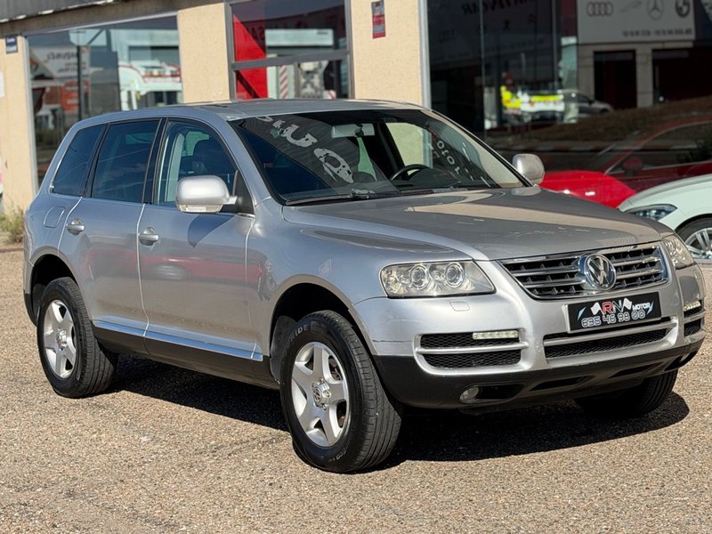 VOLKSWAGEN TOUAREG NACIONAL CON BOLA - foto 1