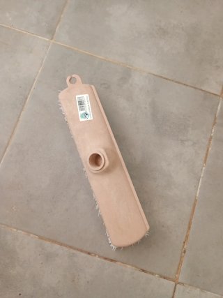 Cepillo para terraza madera y cerdas blancas