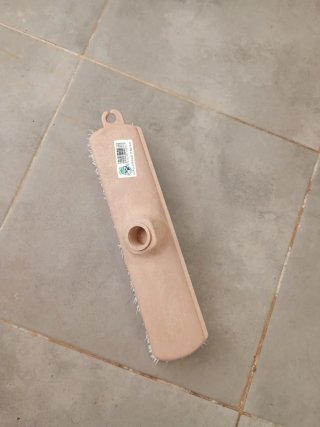 Cepillo para terraza madera y cerdas blancas