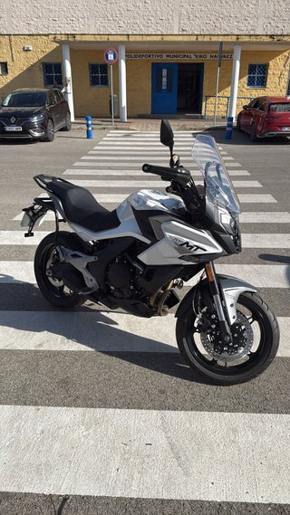 CFMoto 700MT Trail 700cc