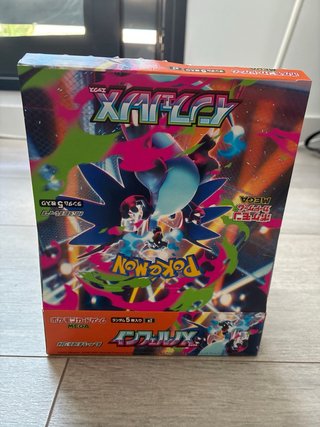 Lote 140 cartas Pokémon Inferno X + Booster Box