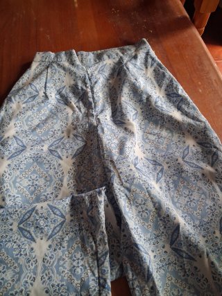 Conjunto pantalón y top estampado