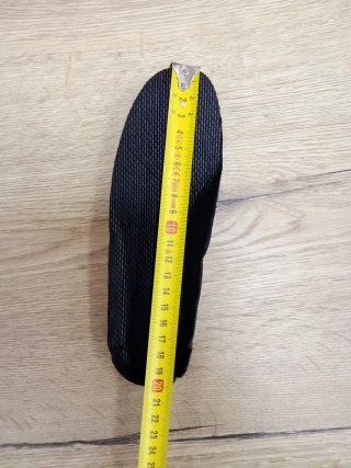 Botas de hockey color verde fluor talla 30