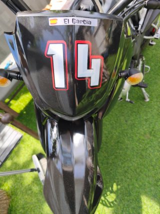Yamaha XT 125 X Enduro Negra/Roja Venta o cambio