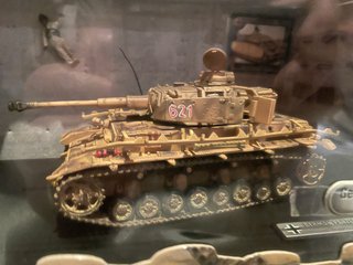 1:32 FORCES OF VALOR  PANZER IV AUSF. G