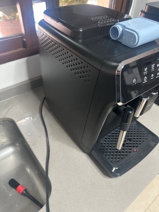 Cafetera Philips 2200 Series EP2225/10 Gris