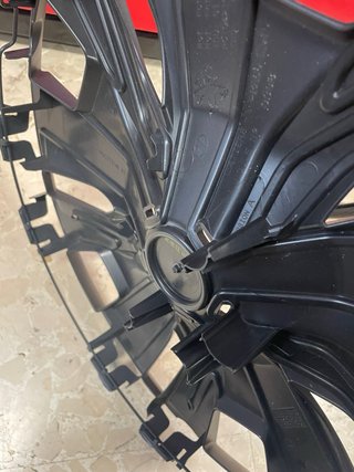 Tapacubos Peugeot 208