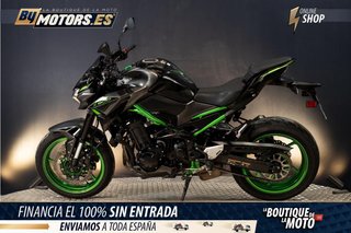 KAWASAKI z 900 *ESCAPE MIVV*TOMA DE USB**VINILO EN EL FARO*PROTECTOR DE RADIADOR*