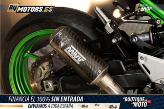 KAWASAKI z 900 *ESCAPE MIVV*TOMA DE USB**VINILO EN EL FARO*PROTECTOR DE RADIADOR*