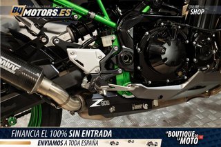 KAWASAKI z 900 *ESCAPE MIVV*TOMA DE USB**VINILO EN EL FARO*PROTECTOR DE RADIADOR*