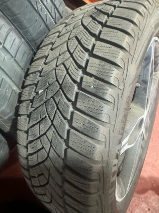 Llantas Ford Tourneo 17” 5x108 205 55 17 95