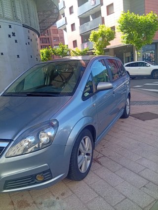Opel Zafira 2009