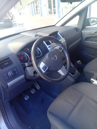 Opel Zafira 2009