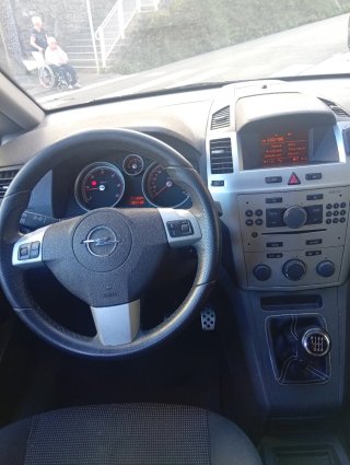 Opel Zafira 2009