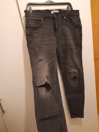Pantalón Pull&Bear negro talla M