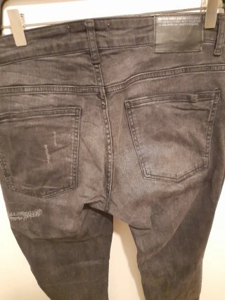 Pantalón Pull&Bear negro talla M