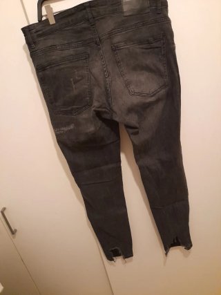 Pantalón Pull&Bear negro talla M