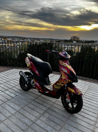 Yamaha Jog RR Scooter