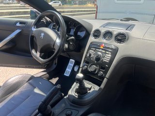 Peugeot RCZ 2011