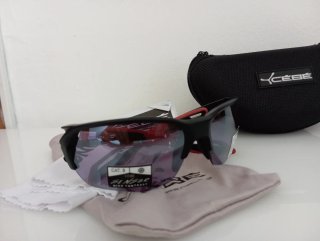 Gafas de sol Cébé negras y rojas