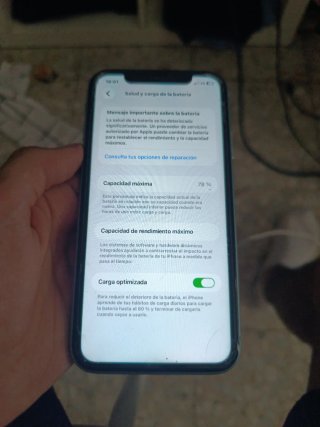 Movil en perfecto estado en verde agua