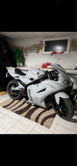 Moto yamaha tzr
