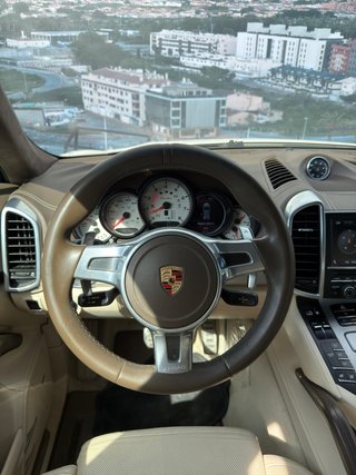 Porsche Cayenne 4.8 V8 Turbo Tiptronic