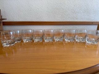 Vasos de cristal tallado
