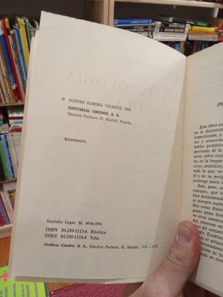 Dialectología española - Alonso Zamora Vicente