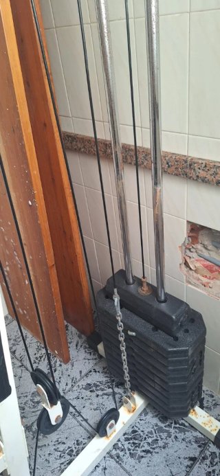 Máquina de gimnasio para pecho