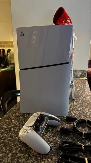 PS5 Slim Disco + Juegos