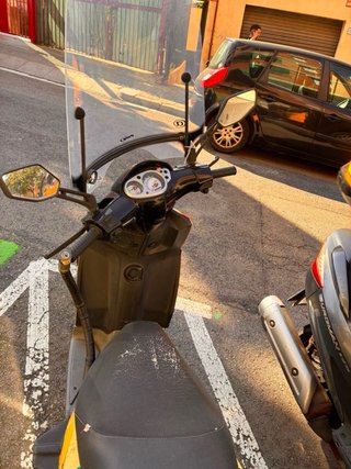 Aprilia Sport City One 125 Gialla