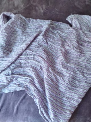 Pañuelo/Fular estampado morado y beige