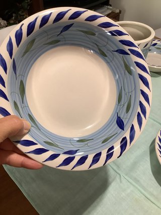 Servizio piatti ceramica decorata a mano