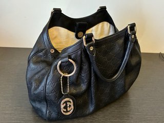 Bolso Gucci Sukey 211944 Piel negro Guccissima