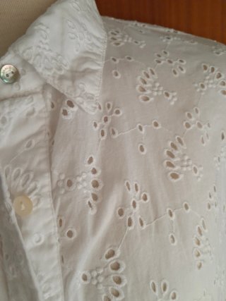 Vestido blanco batista bordada Pedro del Hierro M