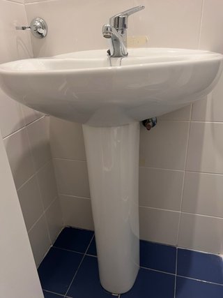 Lavabo Roca Blanco sin grifo