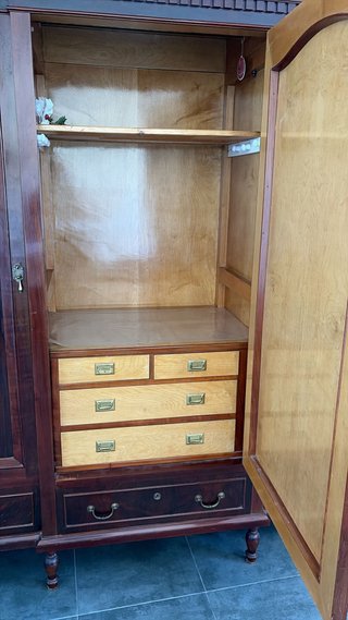 REGALO Armario de madera