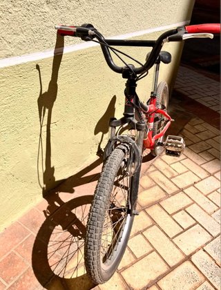 Bicicleta BMX Monty 20 pulgadas Roja