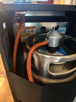 Estufa Gas Butano Nevercold Negra