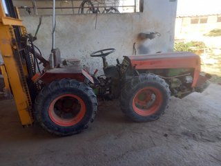AGRIA 3900 1990