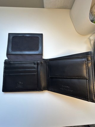 Cartera Valentino Negra Logo Monogram
