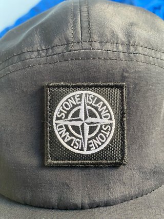 Gorra Stone Island Negra