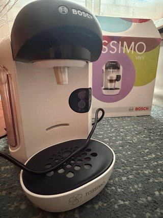 Cafetera Tassimo Bosch Vivy  con su caja