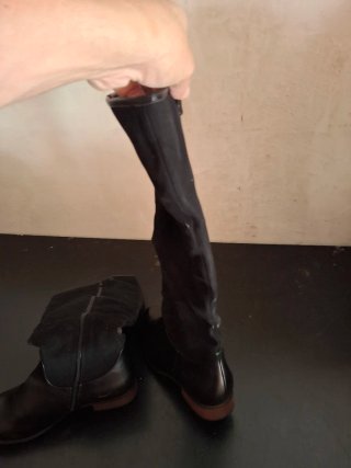 Botas altas negras